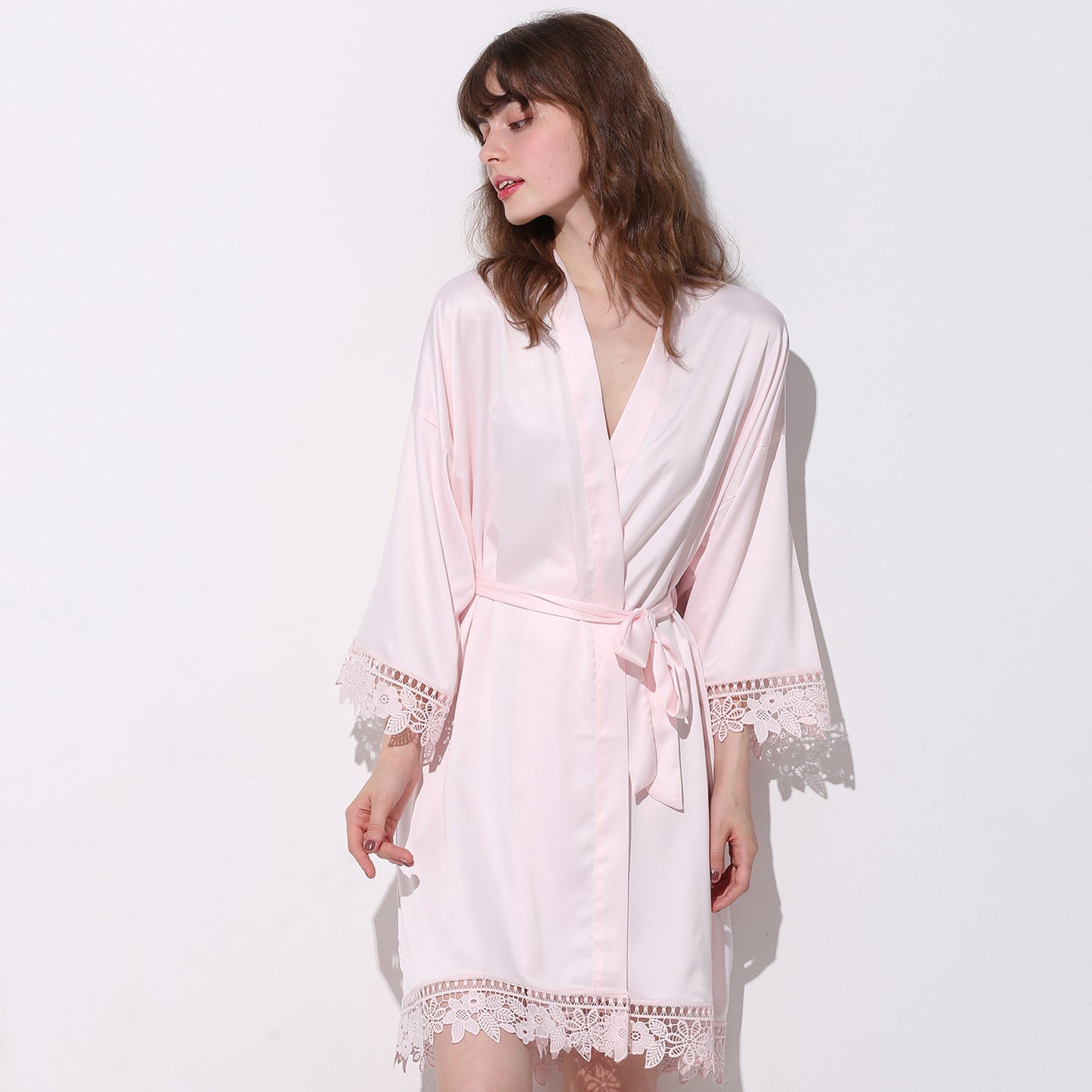 Robe en dentelle pour femme