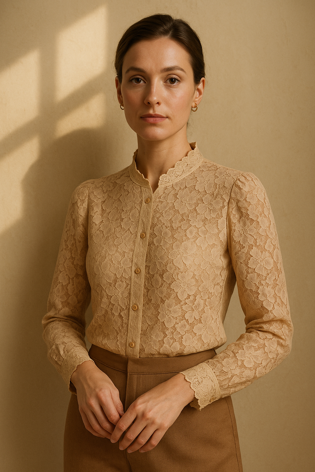 Blouse Dalia beige en dentelle élégante - Mirale — beige (vue 3)