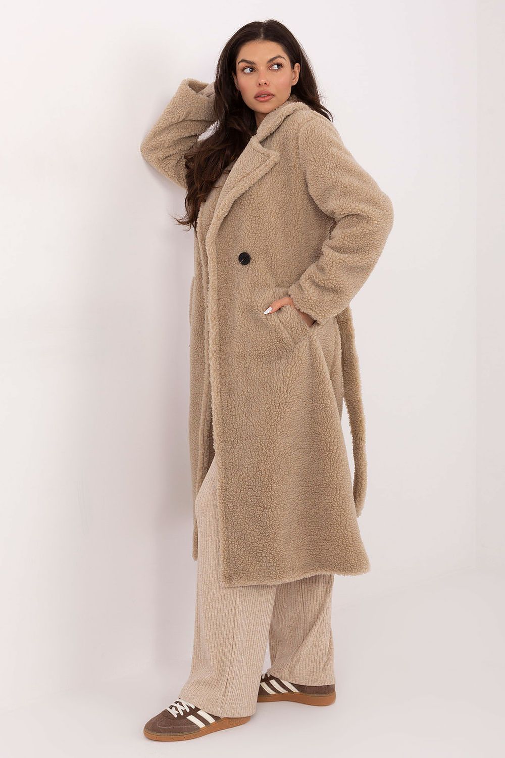  Manteau model 221385 Factory Price 
